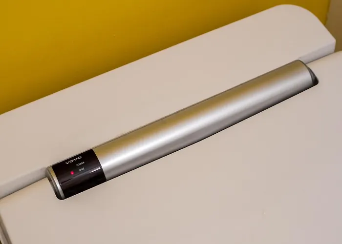 Checkers Queen Elizabeth Ultracentral *